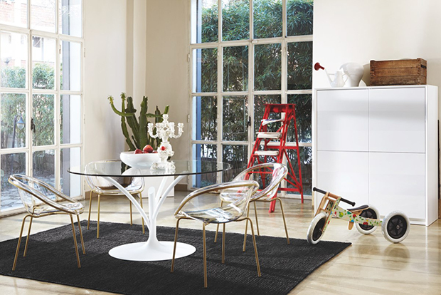 Acacia Dining Table by Calligaris-Cantoni modern furniture